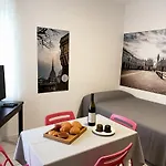 Sweet Piazza Statuto 9 Deluxe Nel Pieno Centro Di Turim